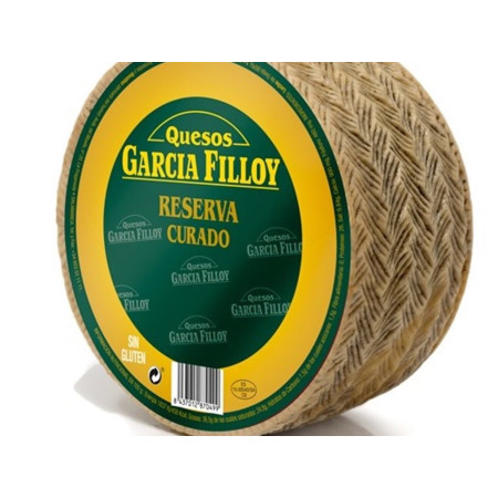 Queso Reserva Especial Curado tres leches pieza de Aprox 2.4 kg