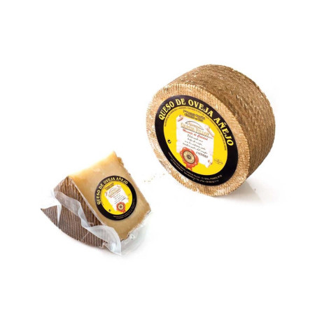 Queso Añejo de Oveja pieza de 2.4 kg